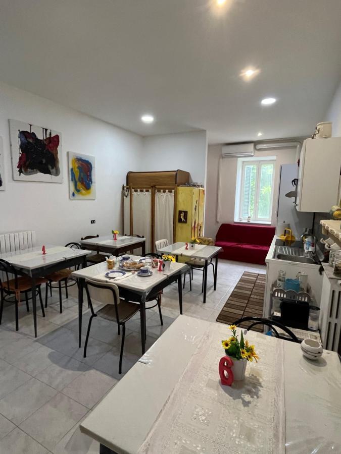 Hotel Casa Del Sorriso à Naples Extérieur photo